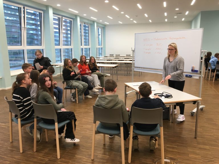 Eltern stellen ihre Berufe vor